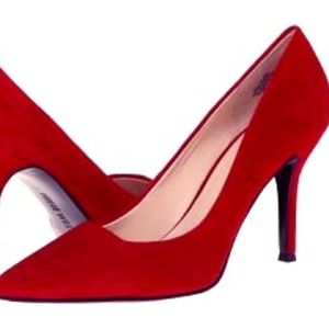 9 WEST FLAX SUADE PUMPS